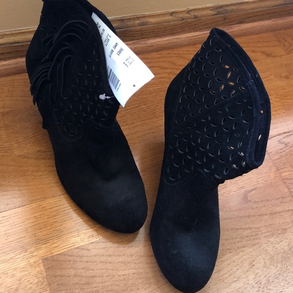 🔥Jessica Simpson Sued cut outs Bootie size 8 - Picture 3 of 7